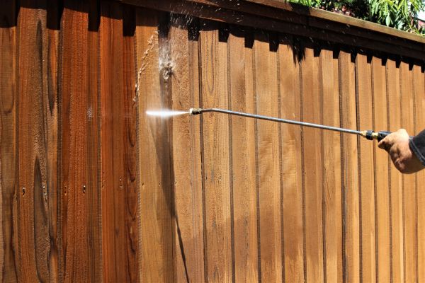 Cost of Fence Cleaning in North Charleston