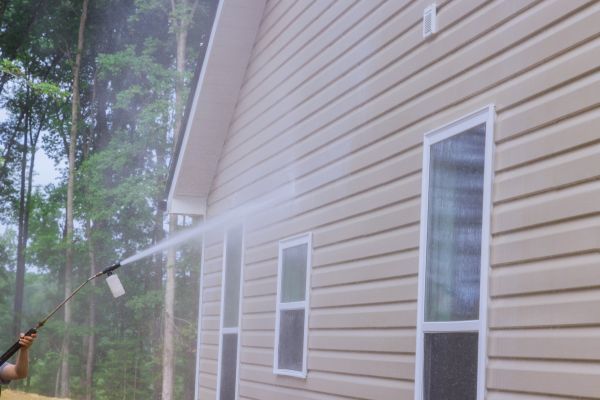 House Washing in North Charleston