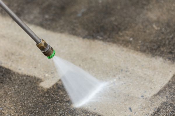 Cost of Garage Floor Power Washing in North Charleston