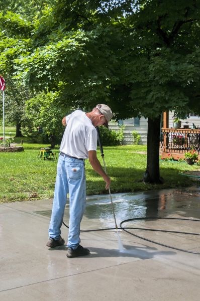 Cost of Driveway Concrete Cleaning in North Charleston